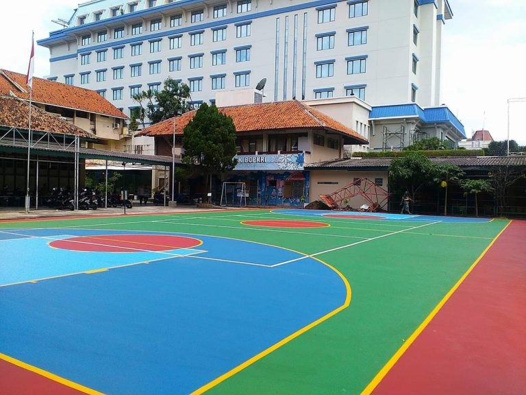 spesialis-pembuat-lapangan